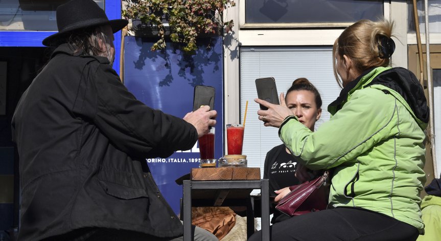 8 от 10 македонци не желаят българите да влязат в Конституцията на РСМ