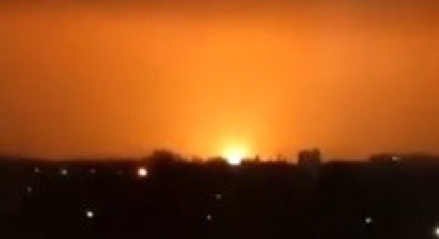 Серия от експлозии в Крим, атакувана е военна база край Севастопол