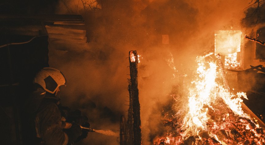 Пламна склад за барут в Русия, евакуираха близкото село