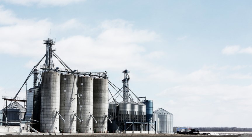 Газовите фючърси продължават да поскъпват, търговците оценяват мерките на правителствата