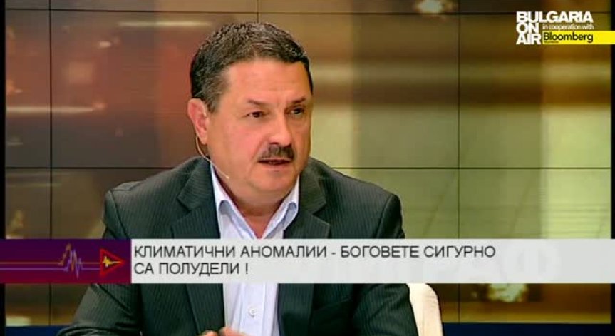 Зимата ще е по-мека и по-суха от обикновено - прогнозира климатологът доц Георги Рачев пред България он ер