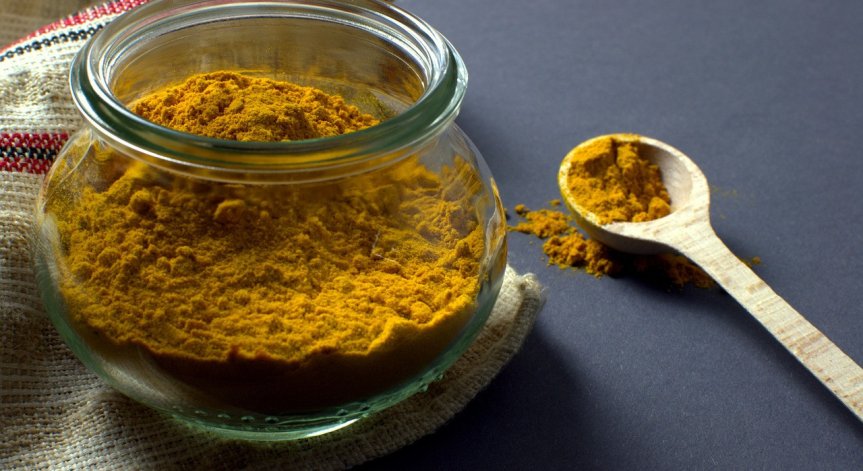 Безотказни домашни лекове, с които ще преборим кашлицата