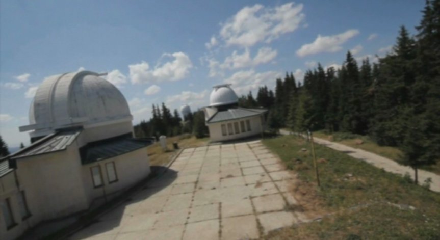 Инвеститори ще търсят в космоса вода и ценни метали