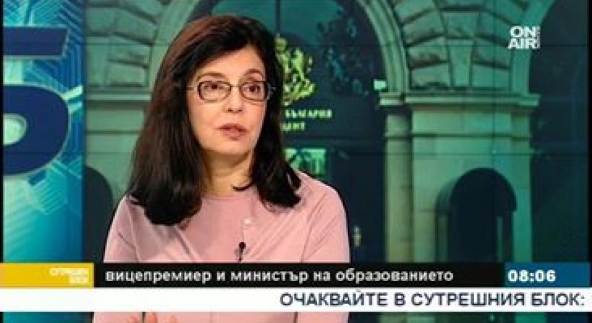 Кунева иска в битката за 