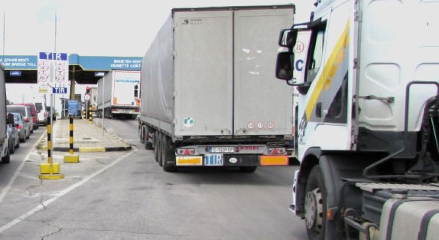 Шофьорът констатирал, че няма изградени тайници.