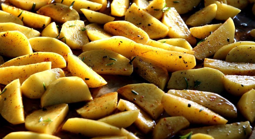 Постна рецепта: Хрупкави картофи с чесън на фурна