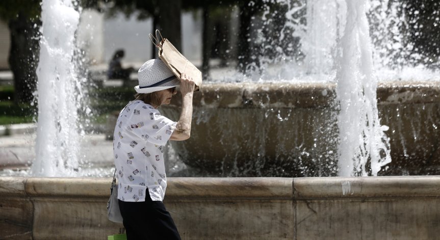 Нова гореща вълна обхваща Гърция, термометърът гони 40°