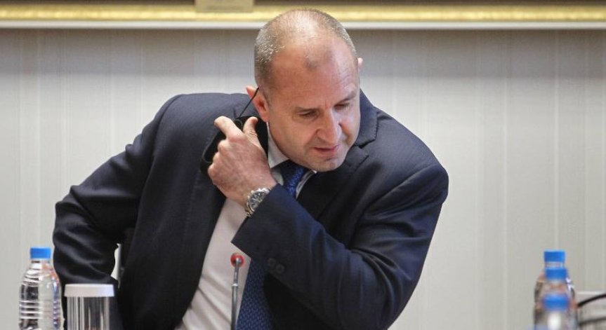 Кои са най-спряганите имена за служебния кабинет на Радев?
