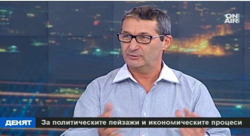 Хора като Марешки тровят политическото пространство, отсече Владимир Каролев