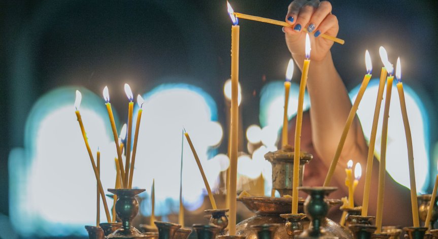  Вярващите се молили Свети Йоан Лествичник да изпрати дъжд.