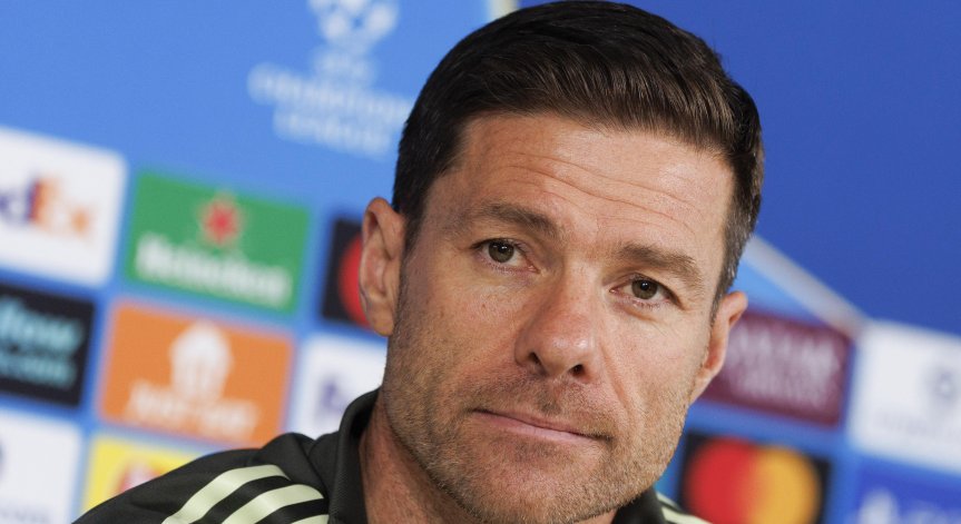 Зидан заменя Чаби Алонсо като треньор на 