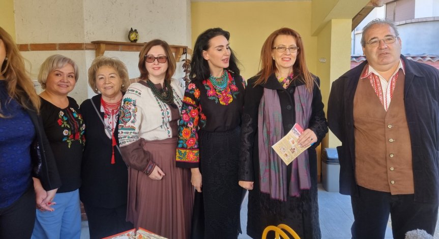 Посланик Илашчук благодари на България, че е приела хиляди бежанци от войната.