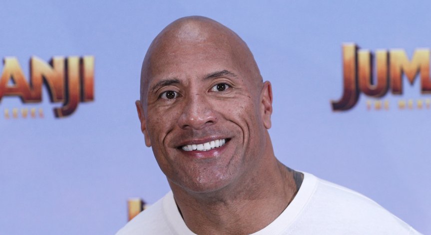 Скалата с изненада за феновете: Пуска собствена линия спортни дрехи