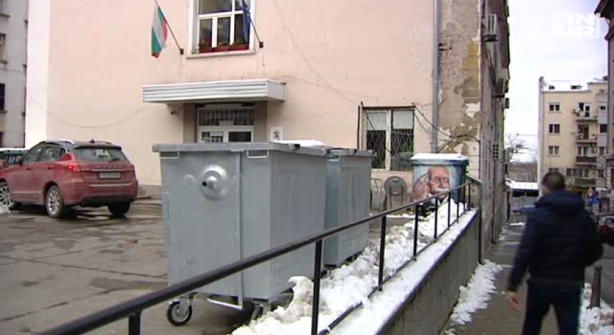 Общинари борят мръсния въздух в София със събиране на стари дрехи