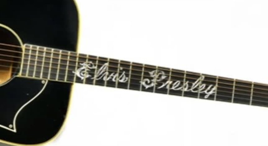 Китарата на Елвис Gibson Ebony Dove продадена за $270 000