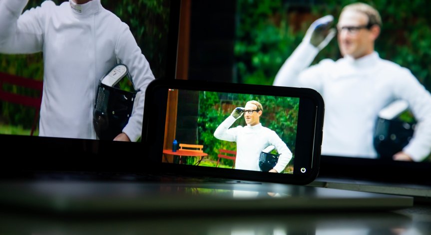 Битката за метавселената: Кой ще спечели специалистите в сферата?