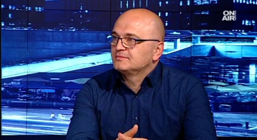 Експерт: Не може да има хакерска атака върху евровота, защото у нас няма електронно гласуване