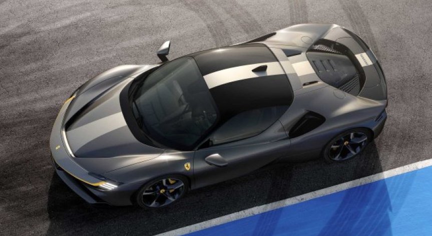 Новият модел Ferrari SF90 Stradale се оказа с дефекти