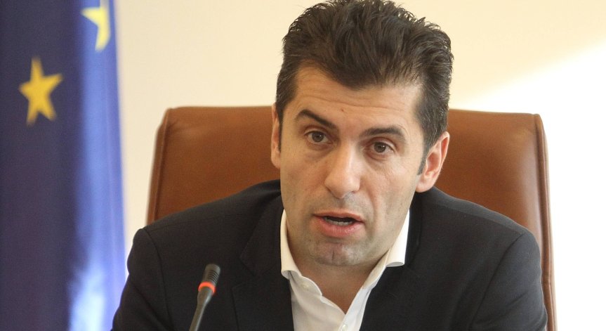 Петков: Решението за АПИ трябва да мине през НС и да дадем 1 млрд. за ремонти