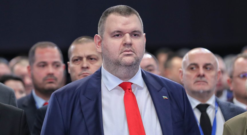 Пеевски: ДПС ще обжалва решението на МС за отнемане на централата на партията