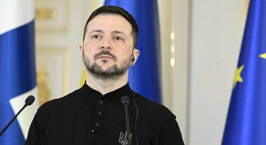 Преговорите за мир се забавят, докато Русия продължава да нанася удари.