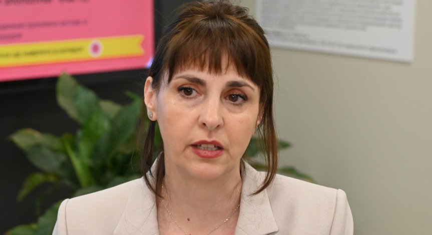 Ефремова: Средната пенсия през 2026 г. ще достигне 543 евро