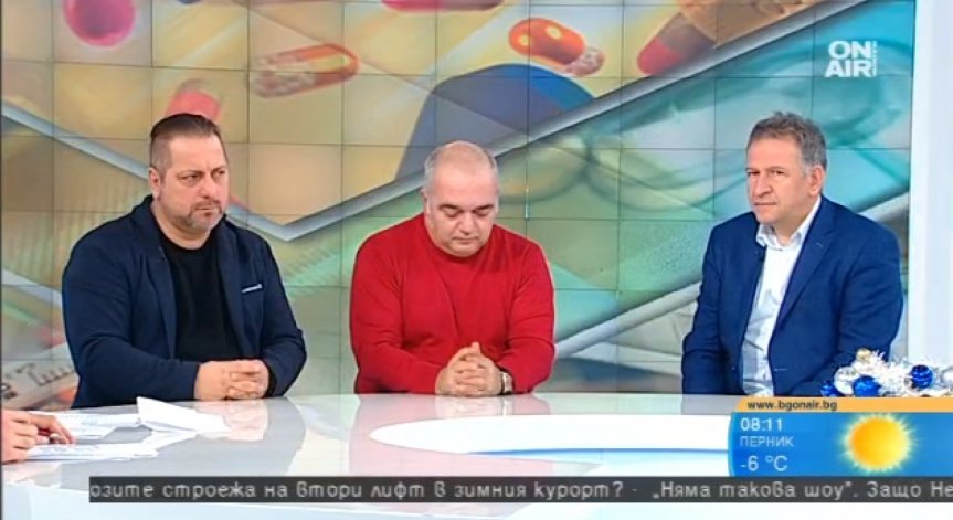 Здравен министър от 1 месец, а вече - поискана оставка, протести, вето...