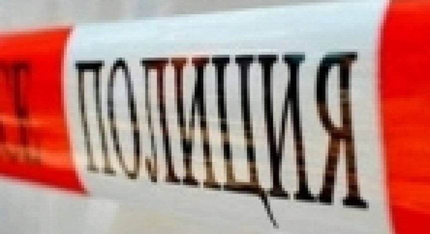 18-годишен излетя от пътя, има опасност за живота му