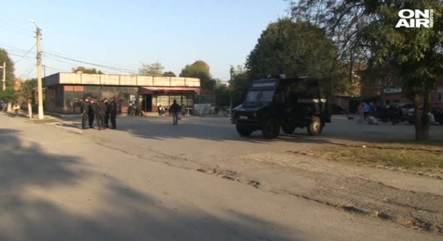Засилено полицейско присъствие в Русе, ромските махали се въоръжиха срещу мотористите