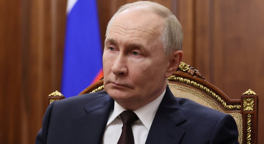 Според наблюдатели, щетите за авиокомпаниите се изчисляват на 20 млрд. рублил