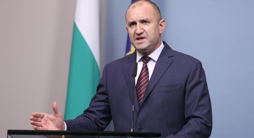 Радев видя опасности пред развитието ни като демократична държава