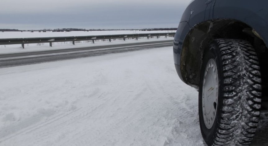 Сняг и лед по пътищата на Германия предизвикаха катастрофи с жертви и ранени