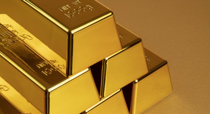 Фючърсите върху златото в САЩ поскъпнаха с 0,4% до 3 159,90 долара.