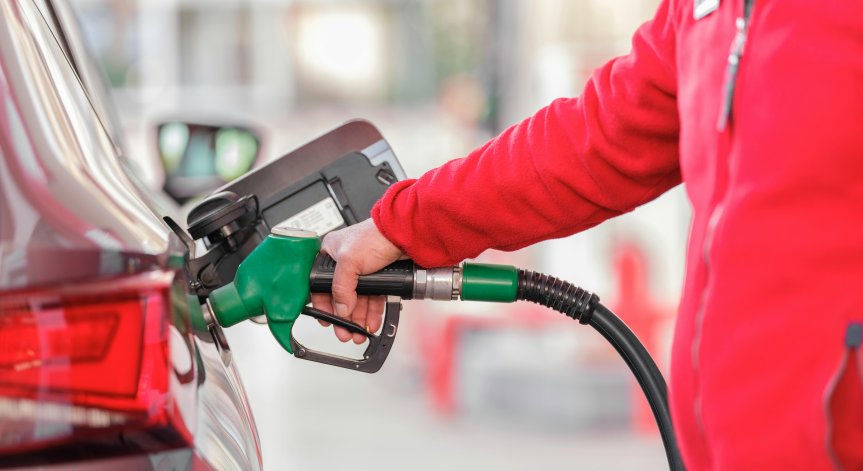 Фючърсите върху сорта Brent се понижиха под 72 долара за барел.