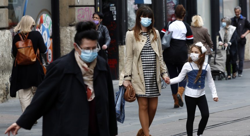 Спират помощите на безработните в Австрия, ако откажат да се ваксинират