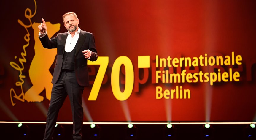 Самюел Финци: Не разбирам изискването да бъда горд с родината си