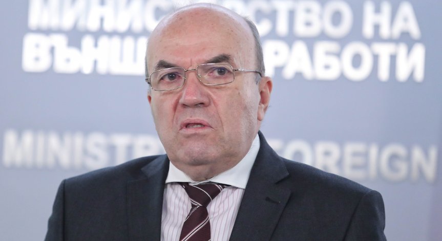 Милков: Българите трябва да участват в Конституцията на РСМ, да се зачетат правата им