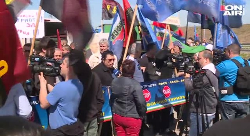 Прокуратурата проверява кандидат-депутати заради блокадата на 