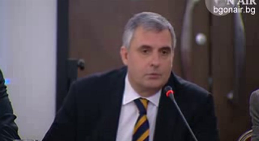 Ивайло Калфин: Отделен бюджет за еврозоната, означава разделяне на Европейския съюз