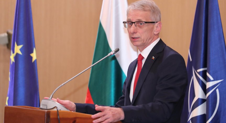 Денков ще приеме в 