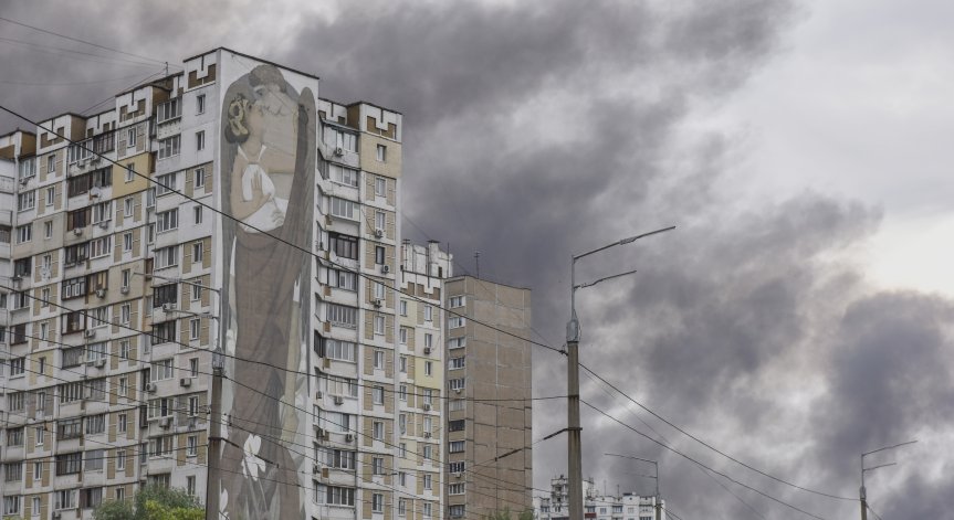 Няколко взрива избухнаха в Киев