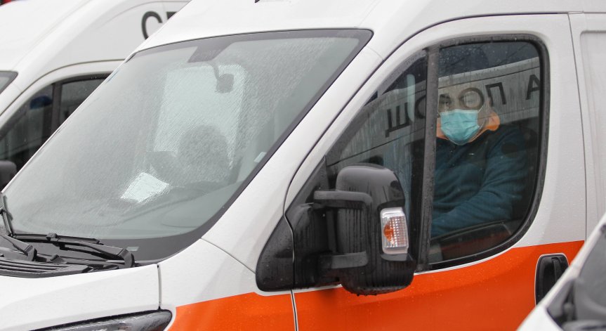 Автобус на градския транспорт в Пловдив блъсна жена на пешеходна пътека