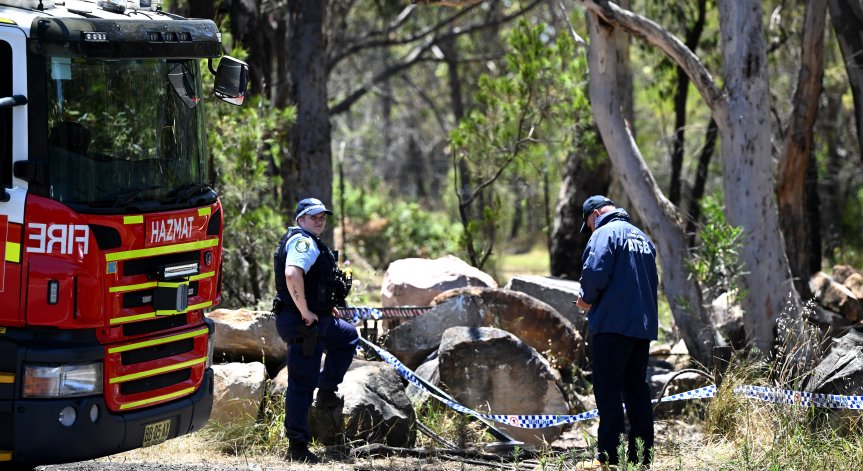 Предполага се, че самолетът е дошъл от юг.