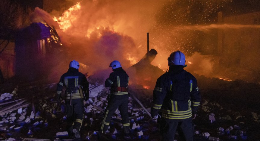Дъжд от ракети: Украйна е атакувана с 49 дрона през нощта