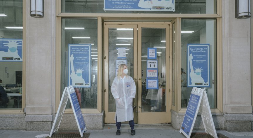Няма значение дали си ваксиниран: САЩ ще изискват отрицателен тест за влизане в страната