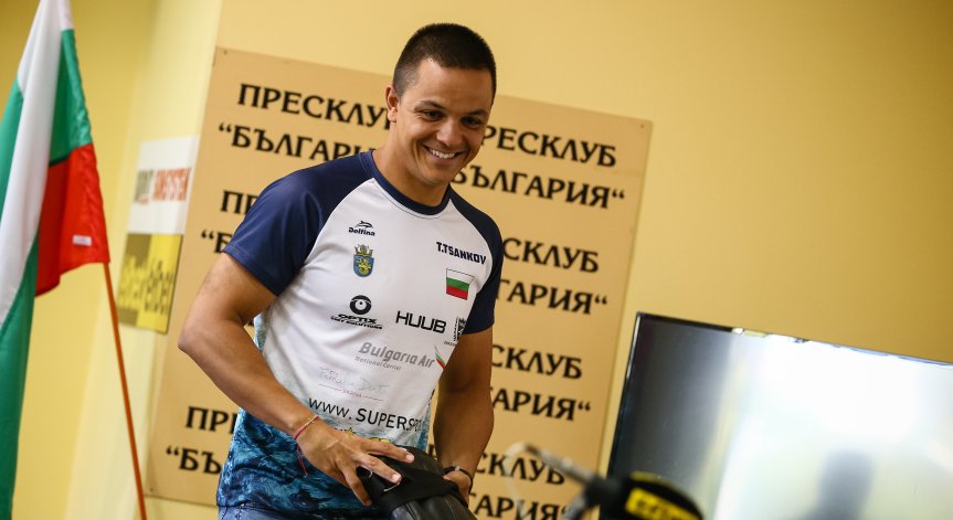 Цанко Цанков се изправя пред ново предизвикателство, ще преплува близо 40 км в Тихия океан
