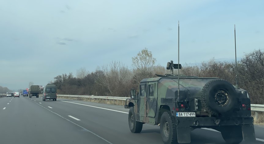 Автоколоните ще се ескортират от екипи на служба Военна полиция.