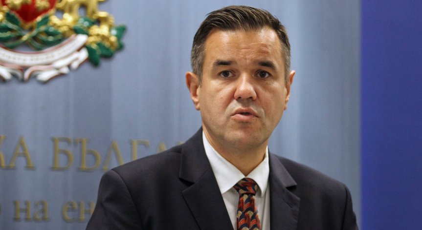 Никола Стоянов: Допълнителен азерски газ можем да получим през 2025 г.