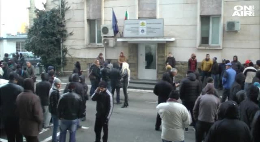 Рибари на протест в Бургас, обвиниха ИАРА в репресии