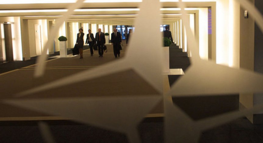 НАТО и ОССЕ обсъдиха ситуацията в Украйна, Съветът за сигурност заседава